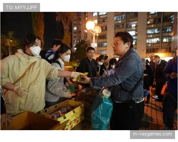 香港大埔火灾救援持续,英超社区义赛筹款 香港大埔火灾救援持续,英超社区义赛筹款